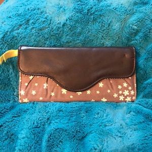Thirty One Wallet